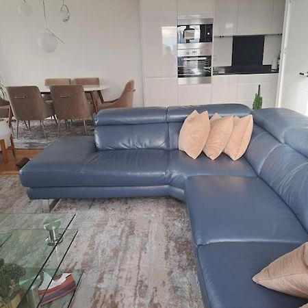 Cozy Double Room With Large En Suite Near Canary Wharf London With Amazing Views In A Shared Apartment 외부 사진