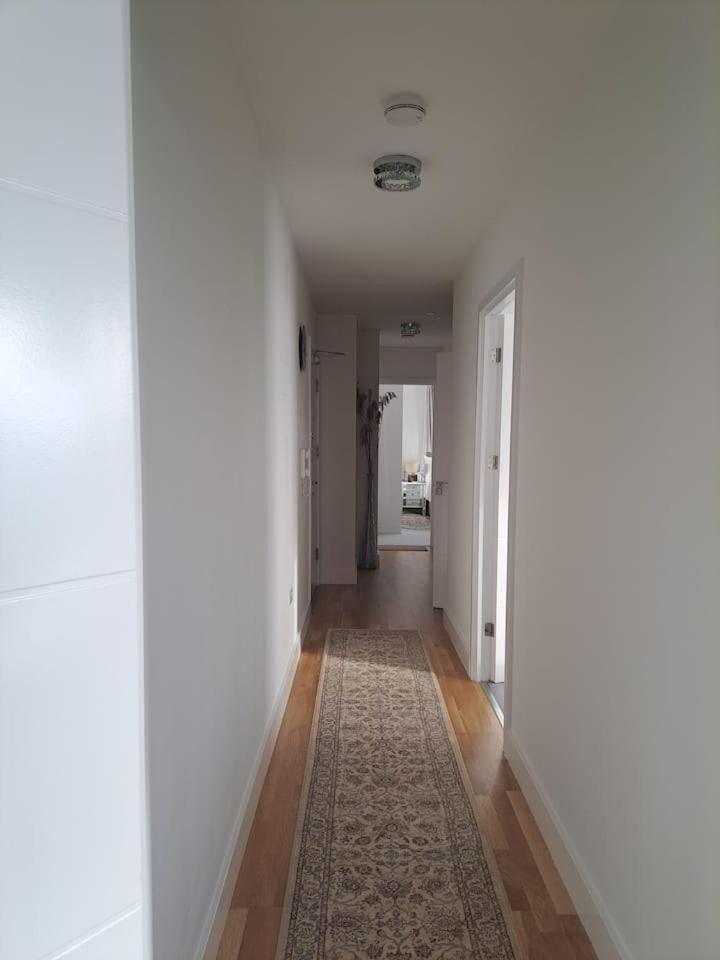 Cozy Double Room With Large En Suite Near Canary Wharf London With Amazing Views In A Shared Apartment 외부 사진
