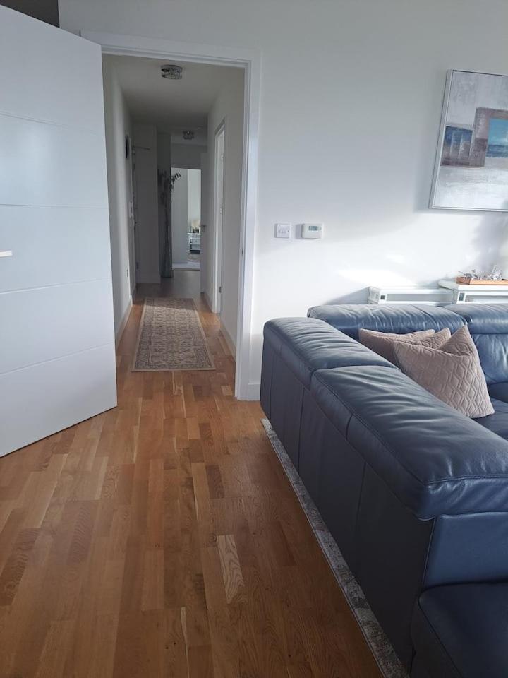 Cozy Double Room With Large En Suite Near Canary Wharf London With Amazing Views In A Shared Apartment 외부 사진